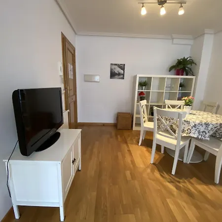 Alfonso Xiii Apartment